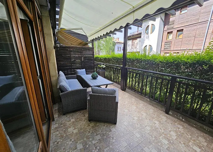 Eve Santa Marina Apartments - Sea, Pools, Relax